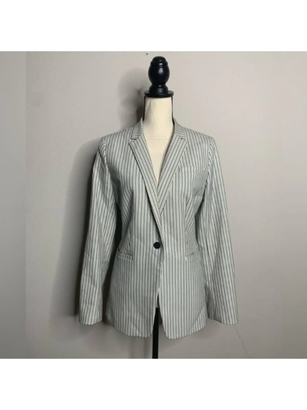 Banana Republic Pinstriped Plaid Single Breasted Blazer - Picture 3 of 15
